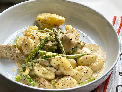 Creamy Chicken Gnocchi With Asparagus